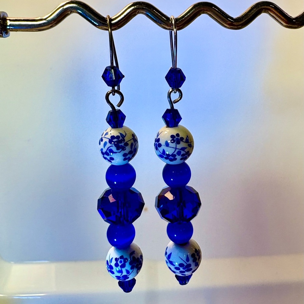 Handcrafted Earrings Pierced 6 Blue Glass Beads & 2 White Beads w/ Blue Flowers